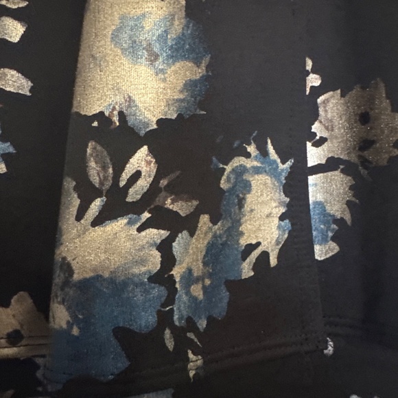 La Maison Simons midi black laced dress with navy metallic floral pattern dress - Picture 3 of 5